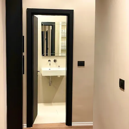 Center Apartment *